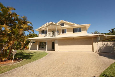 11 Dalmor Court Coolum Beach Pet Friendly Linen Supplied 500 BOND - Nambucca Heads Accommodation 1