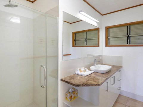 Claytons On Cylinder Beach Front - Nambucca Heads Accommodation 1