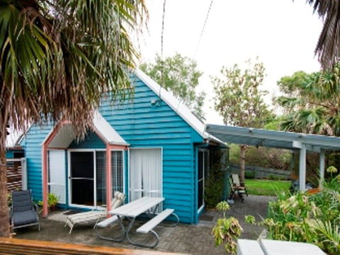 Affordable Twin Peaks 1 - Nambucca Heads Accommodation 2