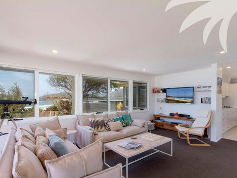 Ningaloo Formerly Willows House - Nambucca Heads Accommodation 5