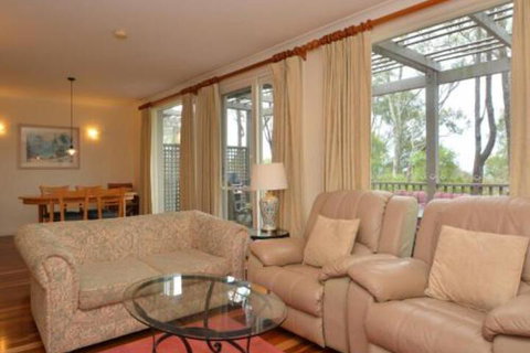 Villa Executive 2br Rose Resort Condo Located Within Cypress Lakes Resort (nothing Is More Central) - Nambucca Heads Accommodation 3
