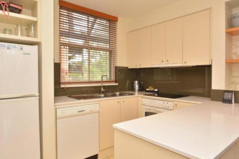 Villa Executive 2br Rose Resort Condo Located Within Cypress Lakes Resort (nothing Is More Central) - Nambucca Heads Accommodation 4