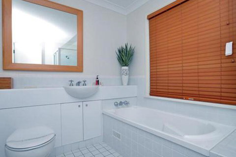 Villa Executive 2br Valley Views Resort Condo Located Within Cypress Lakes Resort (nothing Is More Central) - Nambucca Heads Accommodation 2