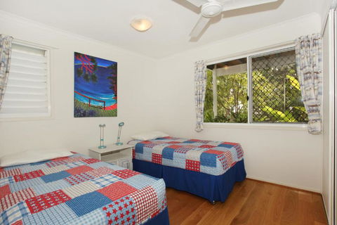 Unit 1 On The Park Coolum Beach - Nambucca Heads Accommodation 5