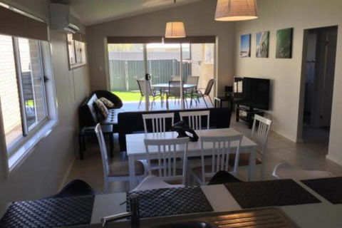 Bayswood Vincentia JERVIS BAY - Nambucca Heads Accommodation 4