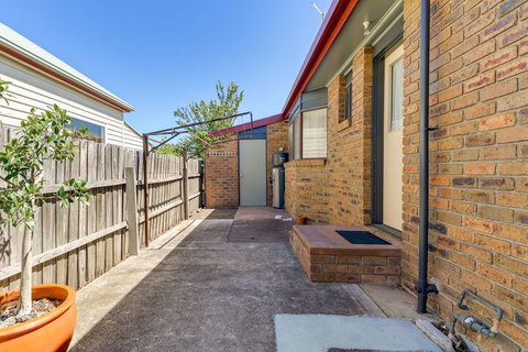 Lowes On The Lakes - Nambucca Heads Accommodation 2