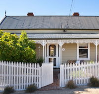 Albert Cottage - Nambucca Heads Accommodation
