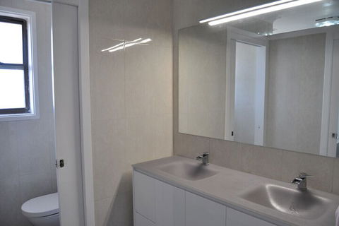 Lake & Ocean View - Nambucca Heads Accommodation 3