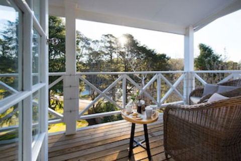 Lake Daylesford Apartments 7 - Nambucca Heads Accommodation 0
