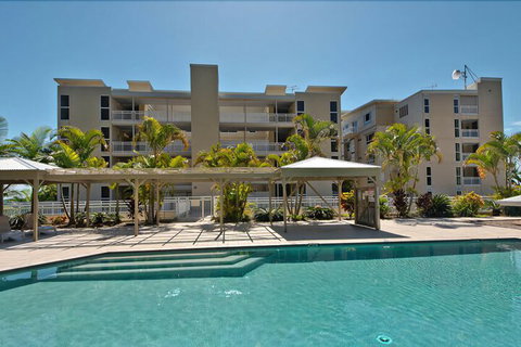 Deep Blue 8 - Nambucca Heads Accommodation 2