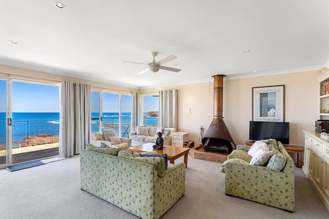 Birubi Lane 4 Anna Bay - Nambucca Heads Accommodation 4