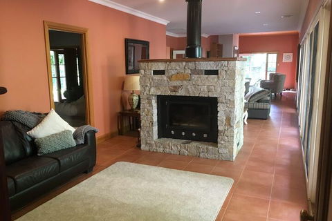 The Grange Homestead - Nambucca Heads Accommodation 6