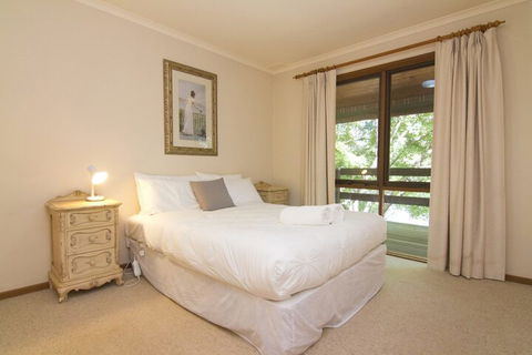Alrima Lodge Bright - Nambucca Heads Accommodation 1