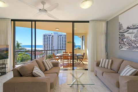 Unit 8 Bronte Of Coolum 8 12 Coolum Terrace Coolum Beach 500 Bond LINEN INCLUDED WIFI - Nambucca Heads Accommodation 4