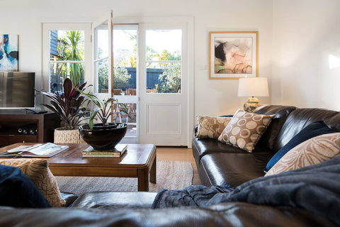 Birch House - Nambucca Heads Accommodation 2