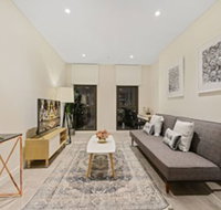 New 2 Bedroom Apt Minutes Walking to Darling Harbour - Nambucca Heads Accommodation