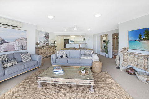 Cotton Tree Absolute Waterfront - Nambucca Heads Accommodation 5