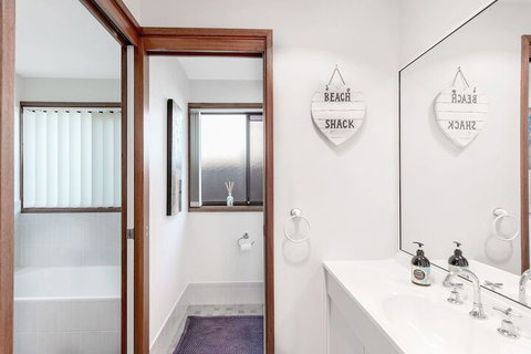 Campbell Avenue 28 - Nambucca Heads Accommodation 2