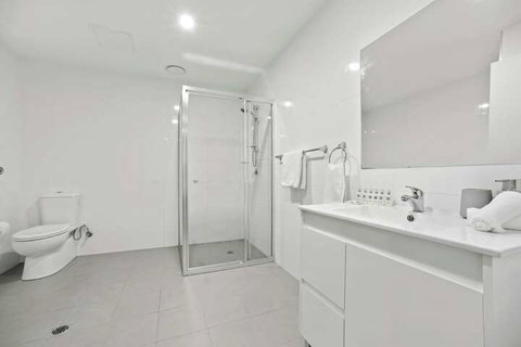 Modern Luxury Apartment Walking Distance To Train Station - Nambucca Heads Accommodation 3