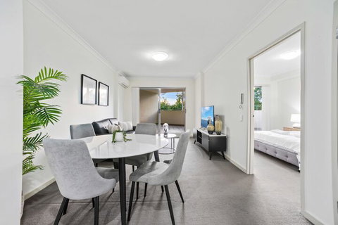 Modern Luxury Apartment Walking Distance To Train Station - Nambucca Heads Accommodation 1