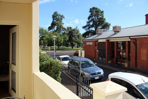 Adelaide Central Apartment - 3BR, 2Bath & Carpark - Nambucca Heads Accommodation 6