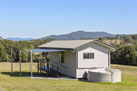 Valley Cabins By The Creek - Nambucca Heads Accommodation 1