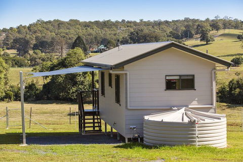 Valley Cabins By The Creek - Nambucca Heads Accommodation 2