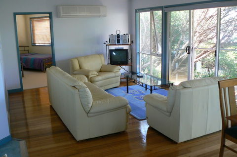 Sandy Point Beach Escape - Nambucca Heads Accommodation 5
