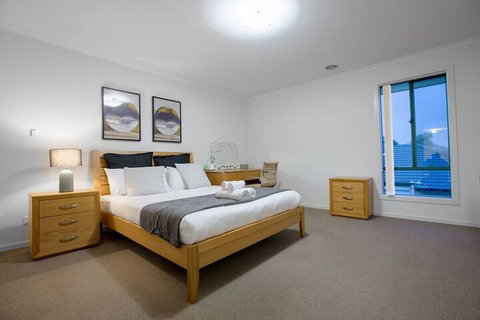 104 Sanctuary Lake Donatella Retreat - Nambucca Heads Accommodation 4
