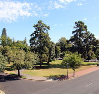 Adelaide CBD Apartment - 3BR 2Bath  Carpark - Nambucca Heads Accommodation