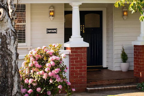 Fontaine - Nambucca Heads Accommodation 1