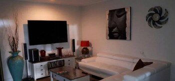 La Casa De Playa - Nambucca Heads Accommodation 4