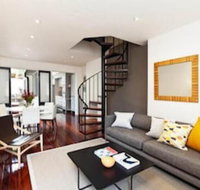 Spacious City 2 BR House Fit 6 PP - Nambucca Heads Accommodation