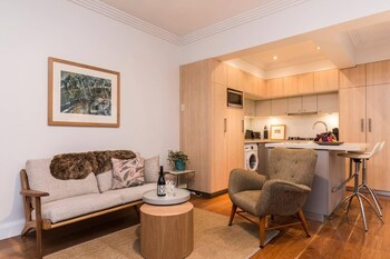 Art Deco 2 Bed Sydney & Darlinghurst Gem - Nambucca Heads Accommodation 5