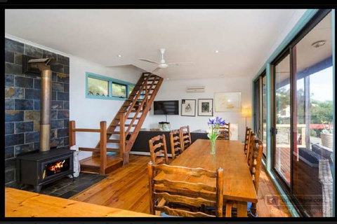 North Views Galore 3 Gulf Close - Nambucca Heads Accommodation 6