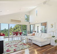 Mandalay Escape Serenity and Pool - Nambucca Heads Accommodation