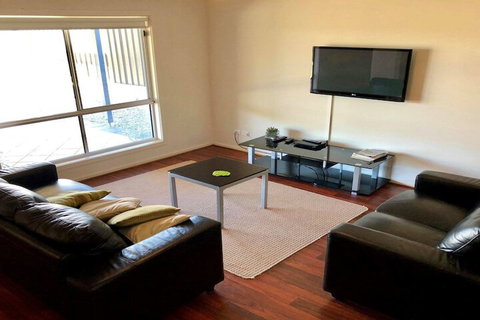 10 Hobart Road - Nambucca Heads Accommodation 2