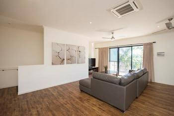 Portside Executive Apartments Gladstone - Nambucca Heads Accommodation 1