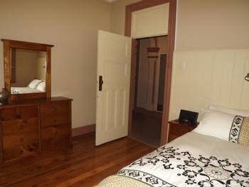 Rosalea Guesthouse - Nambucca Heads Accommodation 0