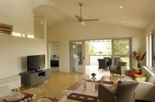 Maleny Grove - Nambucca Heads Accommodation 5