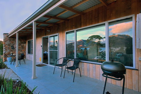 Freycinet Stone Studio 6 - Nambucca Heads Accommodation 1