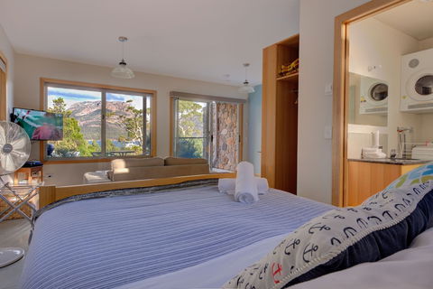 Freycinet Stone Studio 6 - Nambucca Heads Accommodation 4