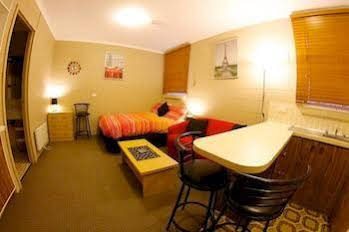 Snowlands Apartments - Nambucca Heads Accommodation 0