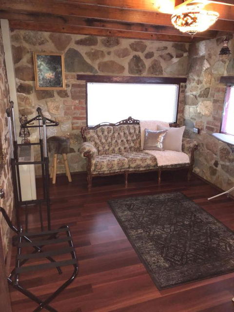 Barossa Barn Bed & Breakfast - Nambucca Heads Accommodation 1