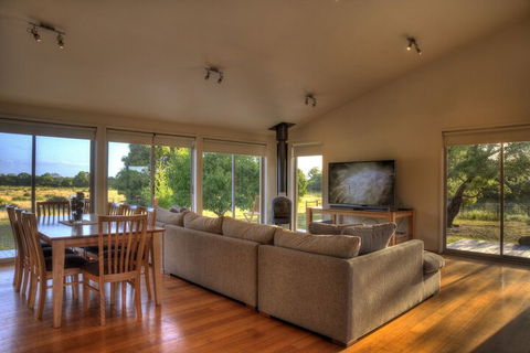 Mountain View - Nambucca Heads Accommodation 7