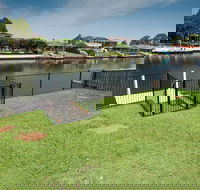 Lake House on Elouera - Nambucca Heads Accommodation