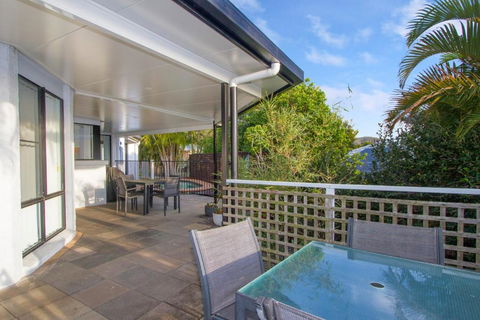Relax At Coolum - Nambucca Heads Accommodation 1