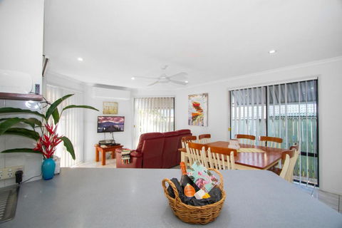 Relax At Coolum - Nambucca Heads Accommodation 2
