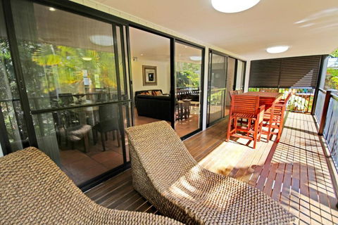 8 Springfield Avenue Pet Friendly Linen Included - Nambucca Heads Accommodation 2