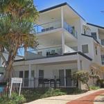 Unit 2 Beach Gallery 9 Andrew Street Point Arkwright 500 BOND LINEN SUPPLIED - Nambucca Heads Accommodation 0